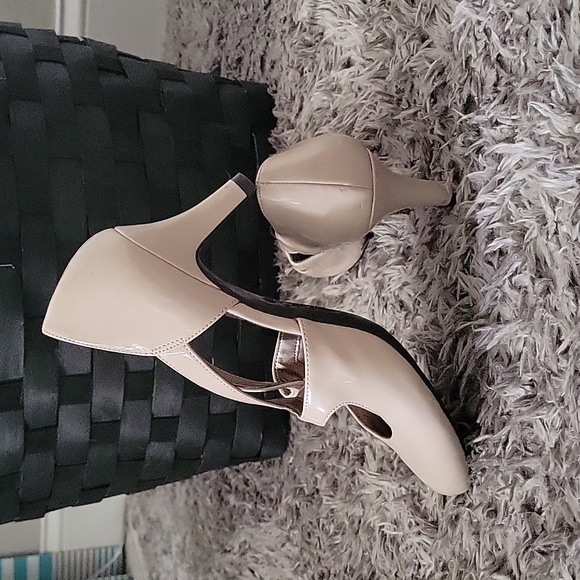 Life Stride Soft System "Parked" Slip On Heel - Picture 3 of 8